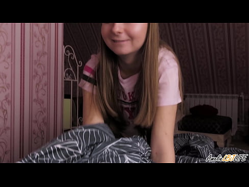 ❤️ Blondina îi suge adânc prietenei ei și primește spermă în gură at porn ro.image-kassir.ru ❌️